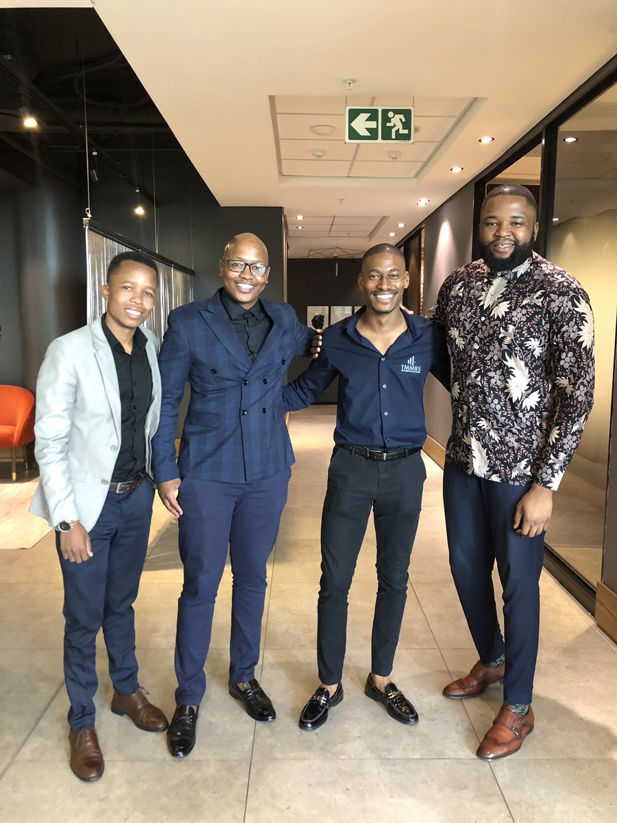 EMMANUELBONOKO's tweet photo. ...You've got to SURROUND yourself with people who aren't scared of YOUR GROWTH. People who are WILLING to GROW while YOU are GROWING!..🙌🏾

I am blessed to be associated and Partnered with such Influential,Inspirational and hardworking individuals @tmmbs_za 

Much ❤️ Family https://t.co/NMVmGJg6p8