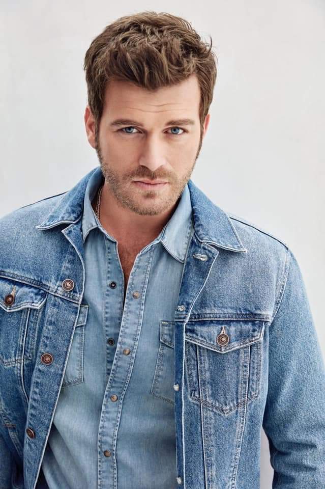 Biondaaaaaaaaa's tweet photo. #MaviYaz @kivanctatlitug 💙 https://t.co/qbrtogFNNd