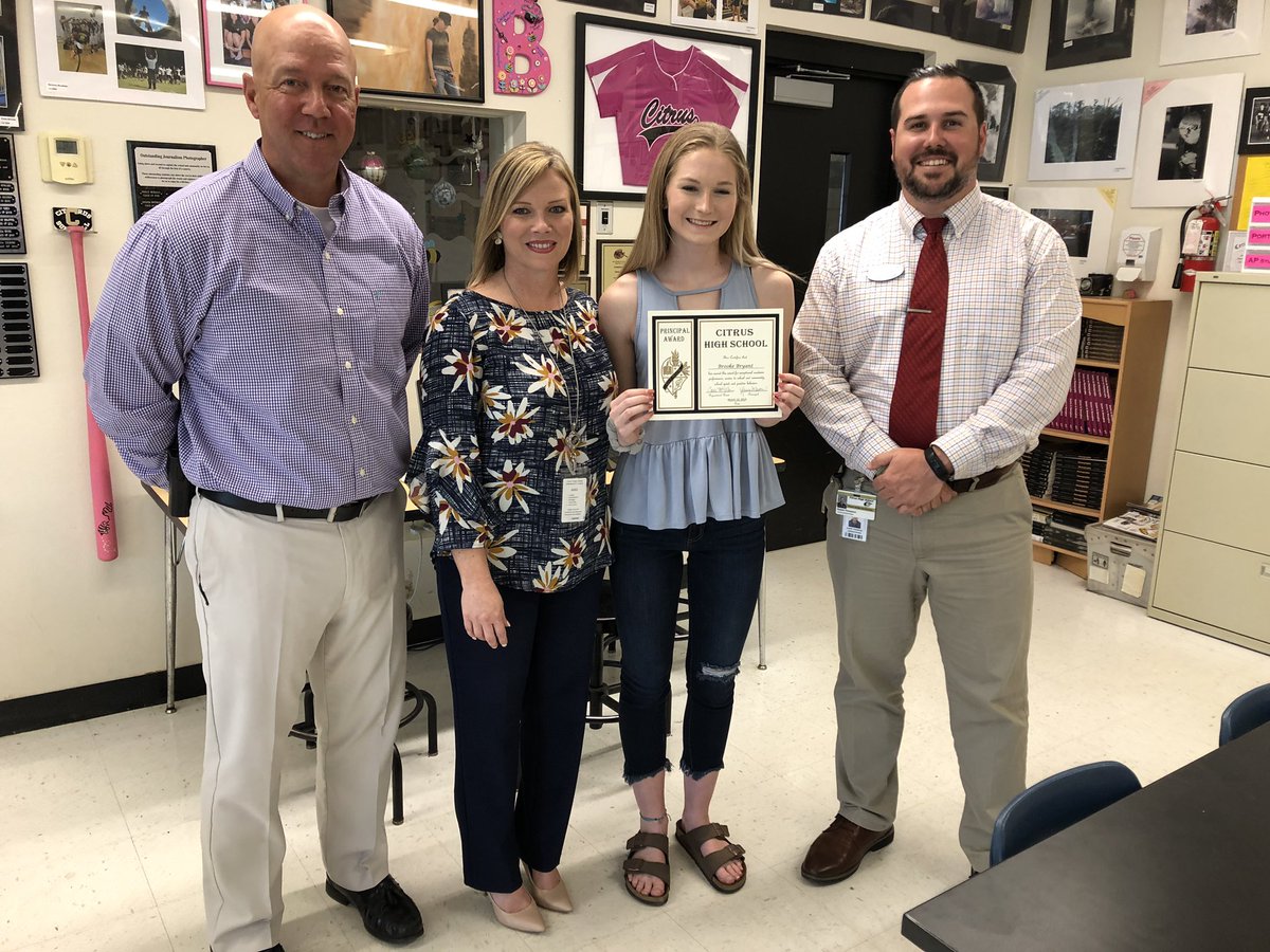 Rob Thompson tweet media