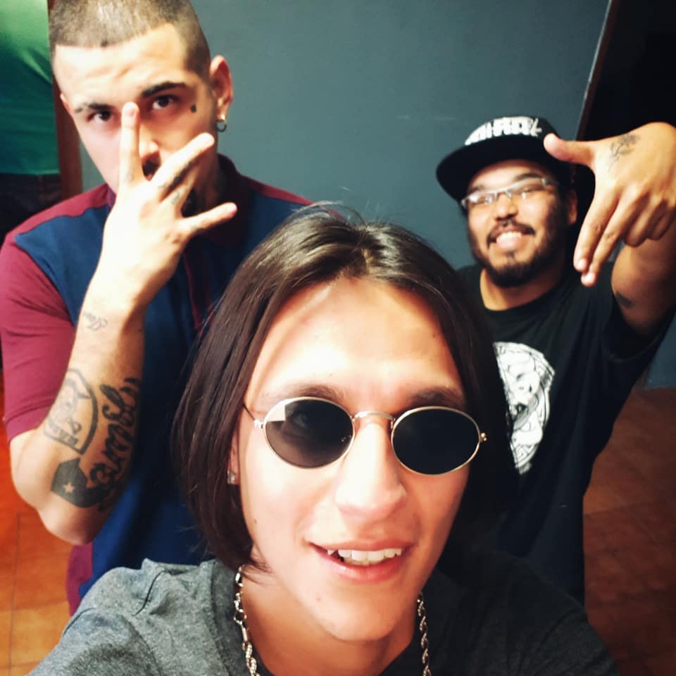 svspensxyfm's tweet photo. Ayer fui al estudio de @GsUsEnter420 a grabar "Madonna".👩👄
Un temazo feat @GueroSosaMx , @josekuervomx , @Netilico , #DockerEDM , @ZepgoM
#Rap #Trap #HipHop #Music #Svspensxyfm #Gsusentertainment https://t.co/LePHKXHRfT