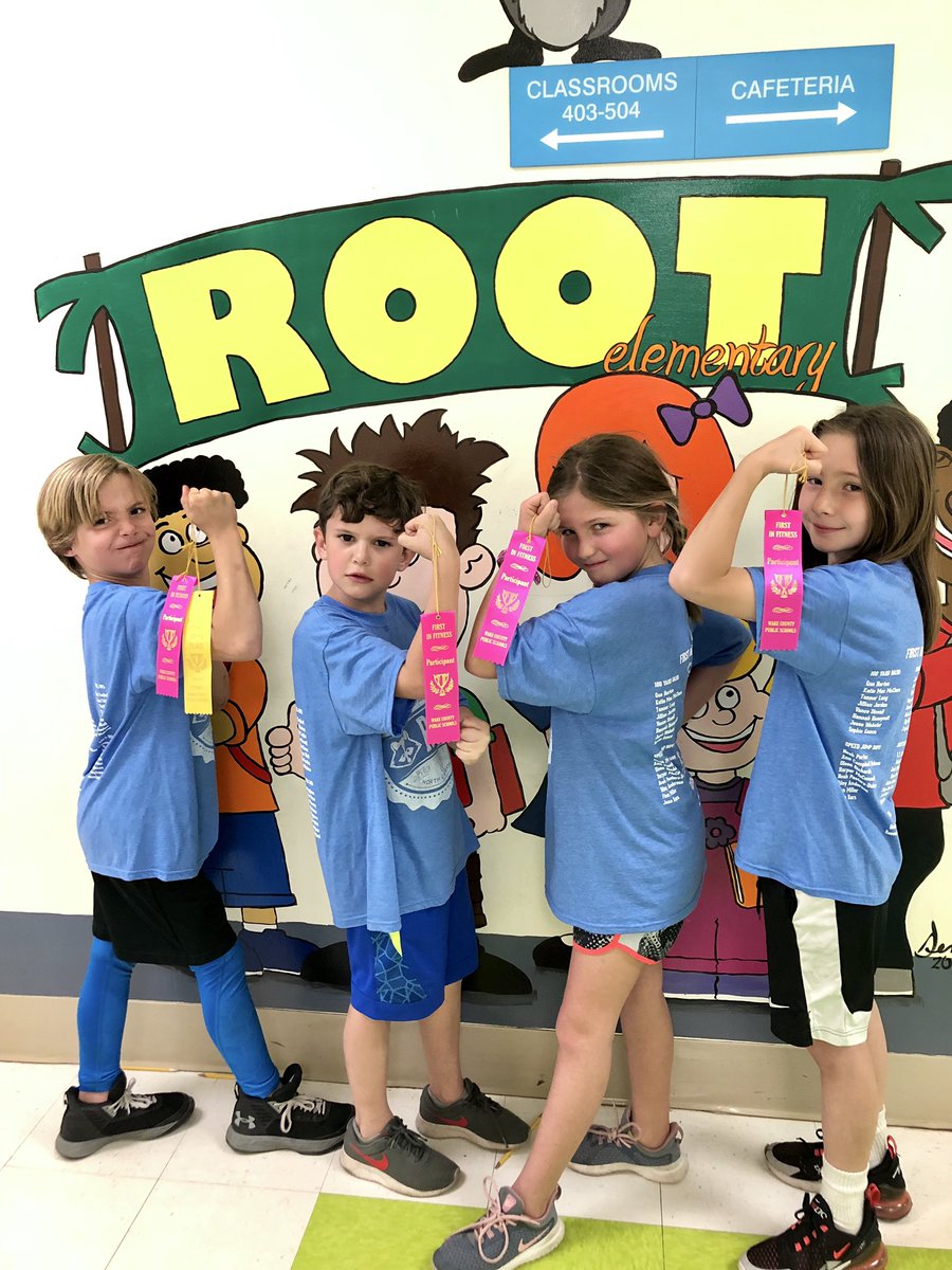 JRaschella12's tweet photo. Team Root! @Rootgymgems #weareRoot #smallbutmighty #Root2 https://t.co/Q0ZNZF892M