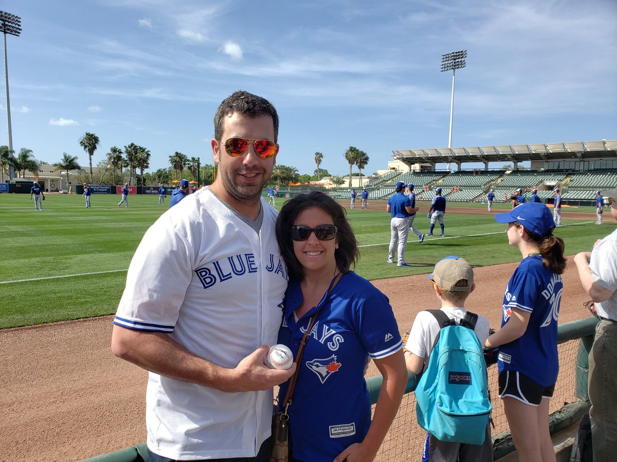MsMacchione's tweet image. A beautiful day at the ball park watching our Jays! #MarchBreakFun
#SpringTraining2019 @BlueJays