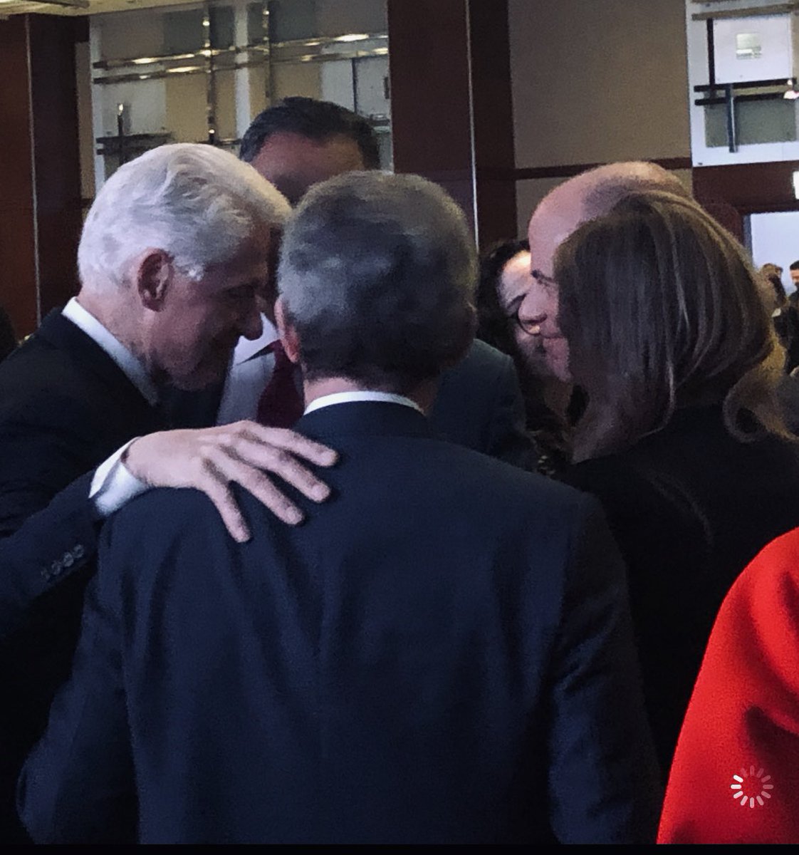 MichaelAvenatti tweet picture