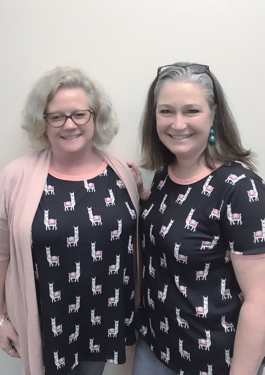 mdashack's tweet photo. #twining Llama-mamas! #wearedsms @DSMStigers https://t.co/MZT4BucGvV