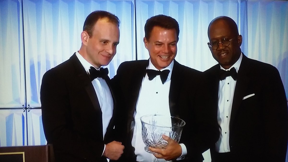 tonyv561's tweet photo. Shepard Smith @FoxNews @ShepNewsTeam #RTDNF @RTDNA ❤ 😃 📺 https://t.co/SxgGcYavTg