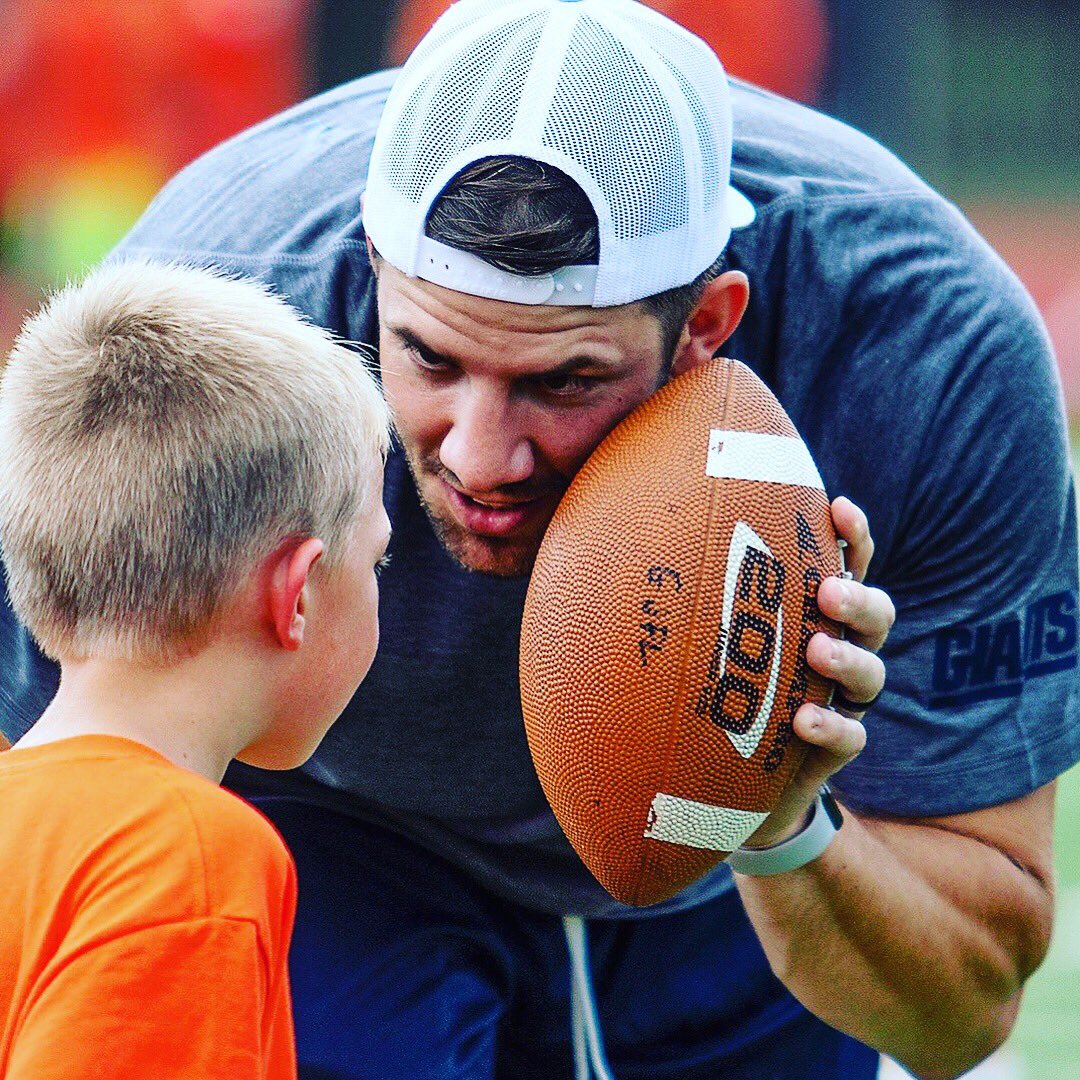 Alex Tanney (@alextanney) on Twitter photo My wife and I will be hosting our 2nd annual #TackleMS charity event this summer. June 28th and 29th in Monmouth IL. Youth football camp and golf outing registration is open. Tacklemswithalextanney.com. 100% of proceeds go towards finding a cure for #MultipleSclerosis <a href="/terrywahls/">Dr. Terry Wahls</a> My wife and I will be hosting our 2nd annual #TackleMS charity event this summer. June 28th and 29th in Monmouth IL. Youth football camp and golf outing registration is open. Tacklemswithalextanney.com. 100% of proceeds go towards finding a cure for #MultipleSclerosis <a href="/terrywahls/">Dr. Terry Wahls</a>