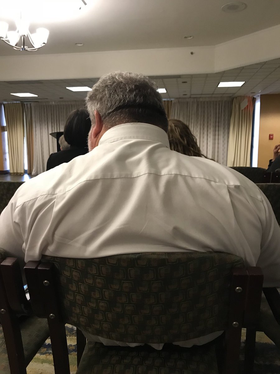 Bacchrish's tweet image. 43” waist with a 66” chest!