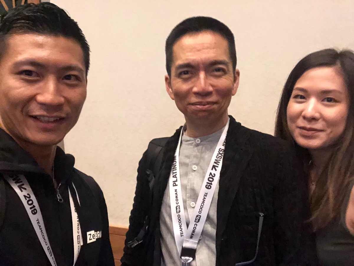 RyoZeBrand's tweet photo. Our team was lucky enough to meet up with John at SXSW! Thank you so much for sharing your visionary insights on Design In Tech!! We left feeling incredibly inspired!!!
https://t.co/nSwP4kb1Dz
#JohnMaeda #DesignInTechReport #SWSW2019 #RISD #ZeBrand https://t.co/lgy6qOJdlF