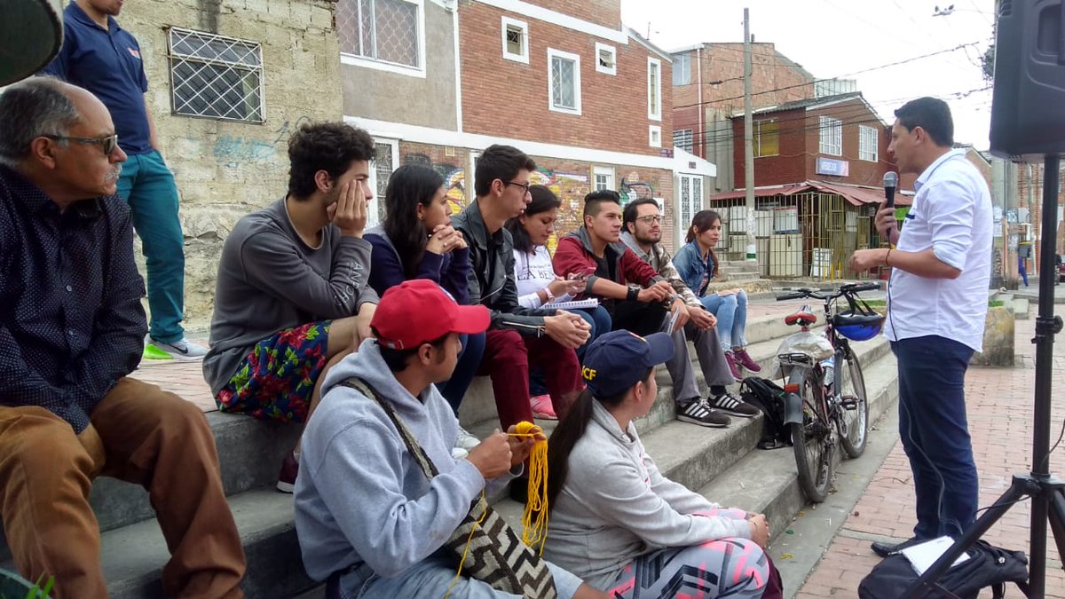 HeinerGaitan's tweet photo. El sábado pasado iniciamos las Escuelas de Formación Política Soacha 20/20 organizada por @SuachaComun y el @GrupoPyP de la Universidad Nacional. Hicimos un Taller sobre Nuevas Ciudadanías en el contexto de un nuevo gobierno para nuestra ciudad. ¡Soacha, ya viene el cambio! https://t.co/Z9Sx5qErHm