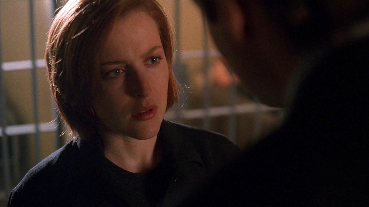 "Scully's honest feelings are on her face. Not in her answer." #XFScriptWatch  #Milagro