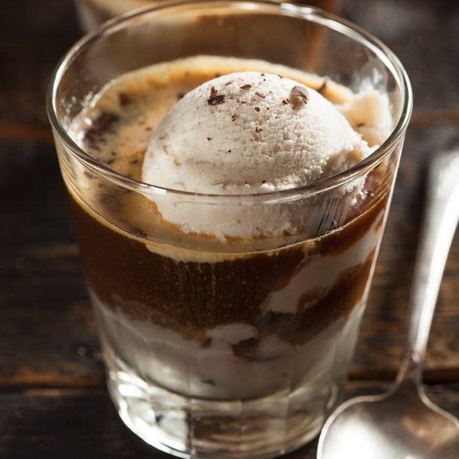 Don't forget to check out our latest #baileys #icecreamrecipe! Easy and delicious and a great reason to buy Bailey's.

icecreaminternational.com/baileys-irish-…