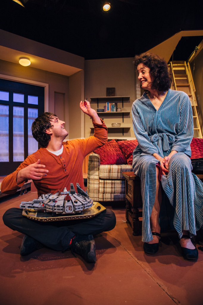 PacificResThtr's tweet image. See why #SmartLove by @bletscher dir by @elina_deSantos is thrilling audiences and critics alike. Extended to March 31❣️pacificresidenttheatre.com #LAThtr #scifi #family #prt #VeniceBeach 310-822-8392