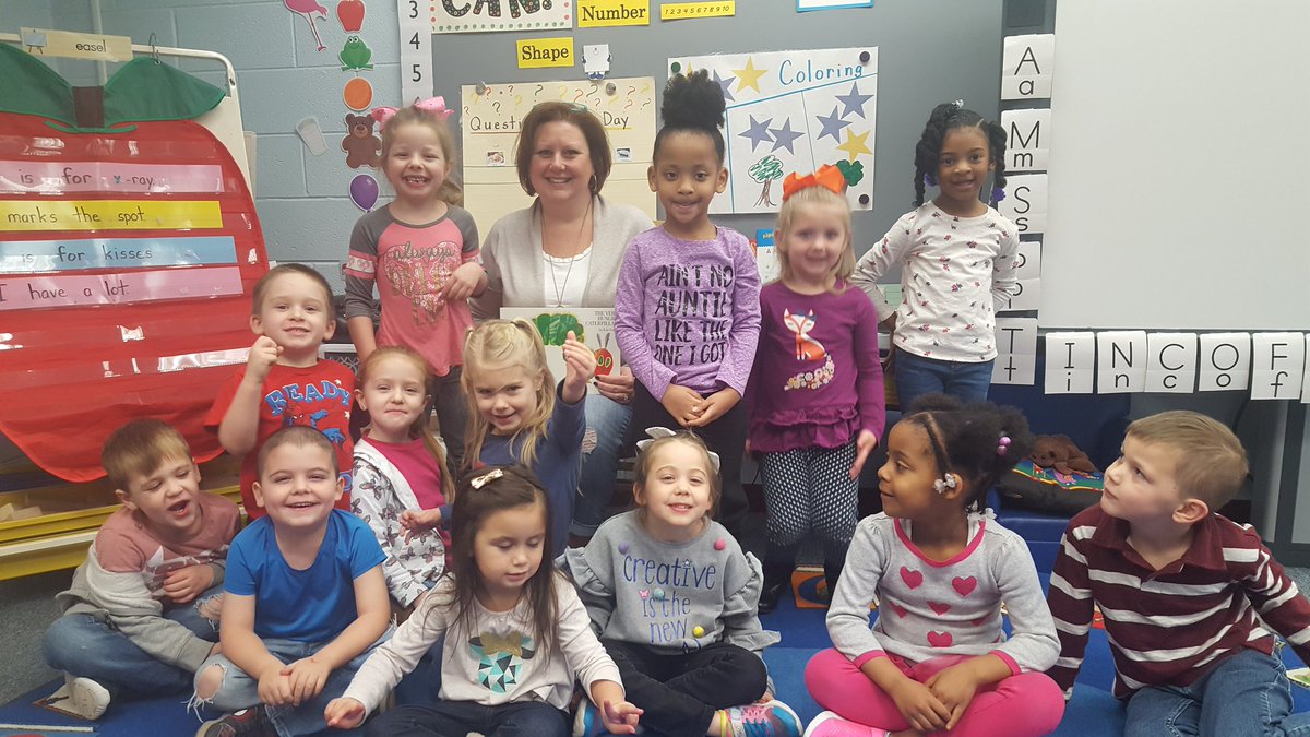 KellyRedford2's tweet photo. Special guest reader today!! #iamcucps #ccesdukes https://t.co/6g5PN5oD7D