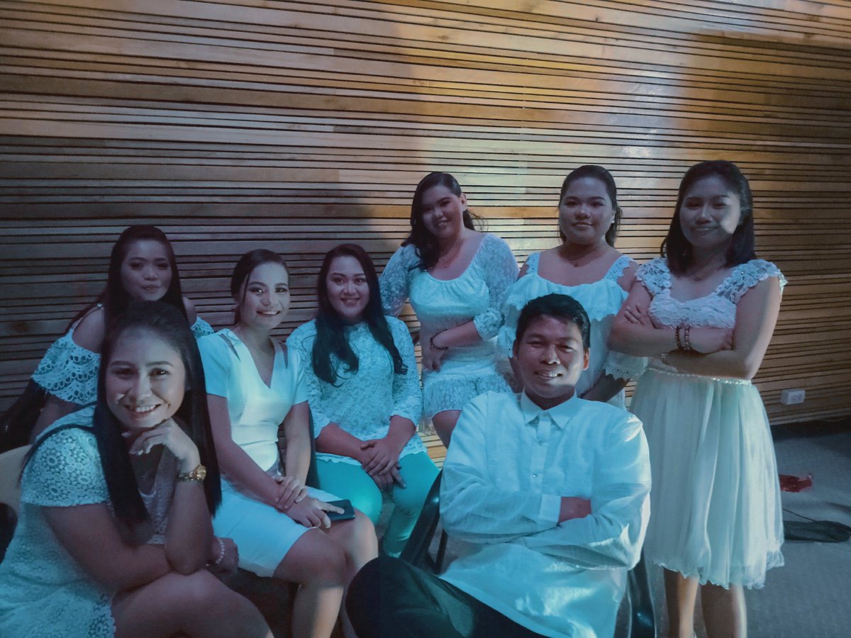 leshlay_arielee's tweet photo. Congrats to us guys! 💕
@AnjoBands @dhanicalou
@louisecatada @LMae2341 @kebx_101 
#BabySharks #TeamDaot #TeamWalwal #teamgoals #success #foundationite https://t.co/OfasE8QatT