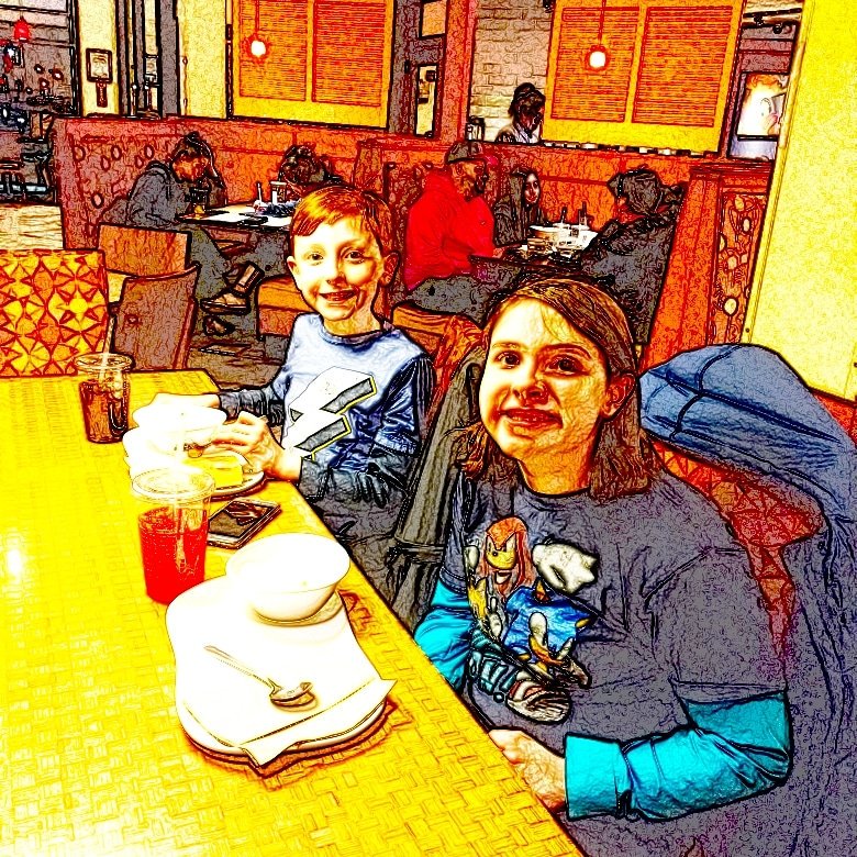 gsemike's tweet photo. Messing around with the #sketchcamera app #dadlife https://t.co/bZB8IkUXsh