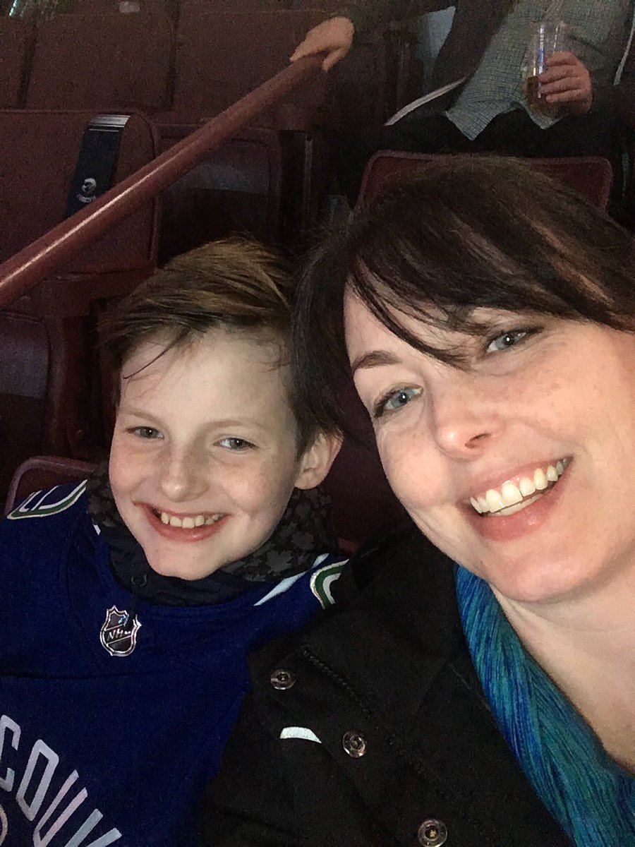Mama Bear and her Cub are having a night out. What do you do the night after the season ends...go to the #Canucks game of course. #gocanucksgo #thiskidmeltsmyheart #weareallcanucks