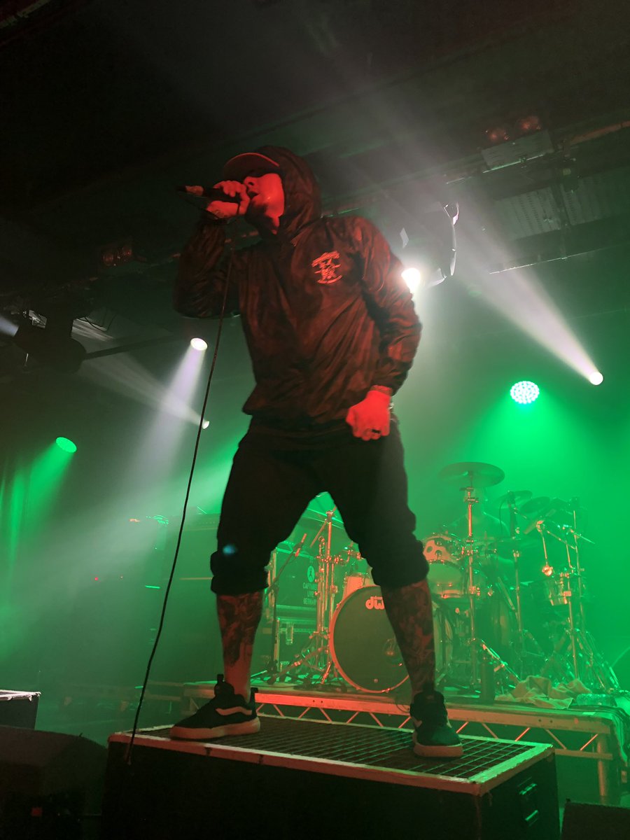 AndrewMurray6's tweet photo. @POD @MarcosCuriel @SonnyWhosoever Thanks guys for bringing the noise all the way from Southtown to Belfast. Come back soon! https://t.co/De5aHsCNmM
