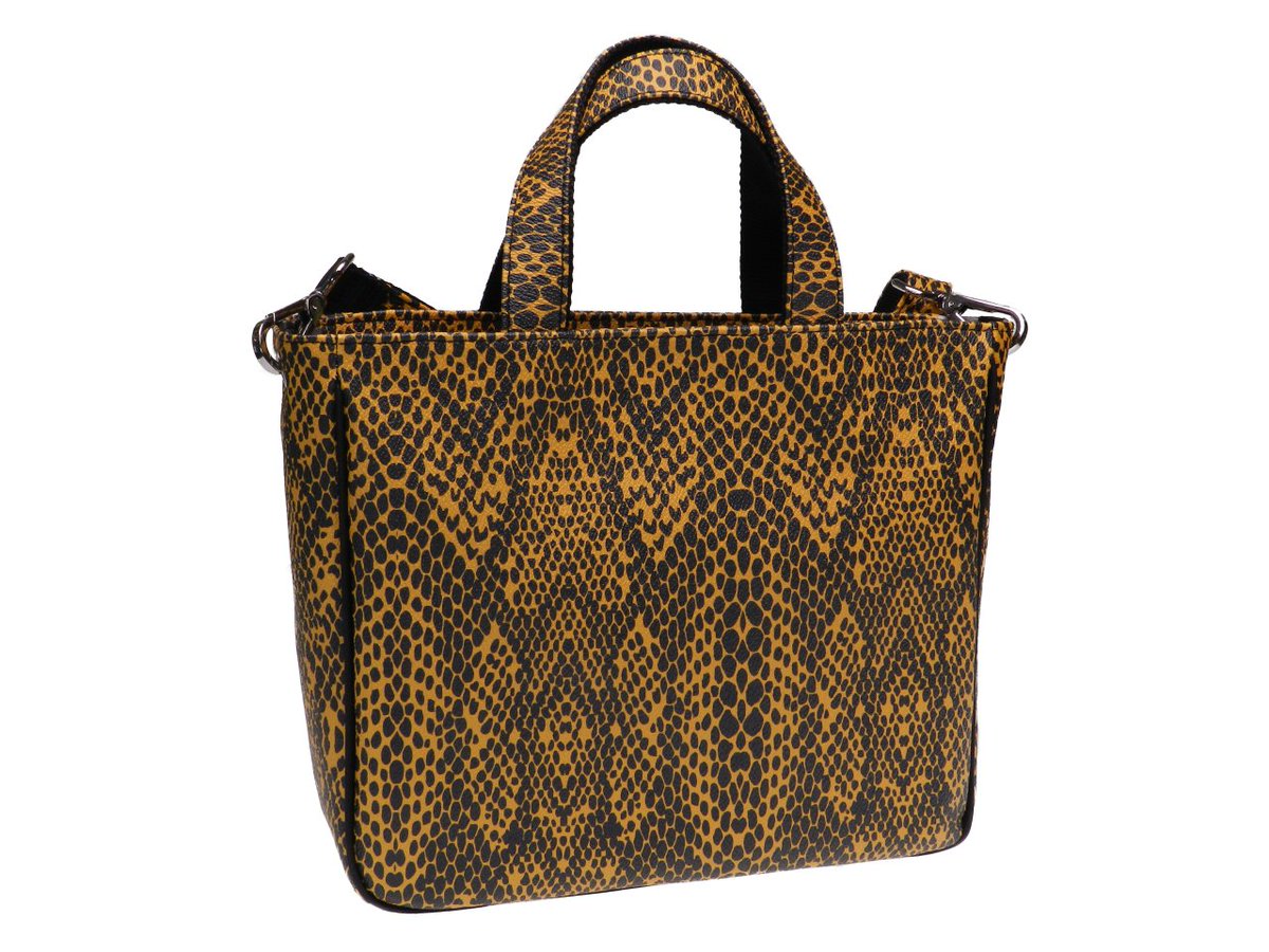 PAULMECCANICO's tweet photo. Sono online tante nuove #Glam 😍
Appaga la tua curiosità... clicca 👉 https://t.co/j7Q6q5yAAI

#PaulMeccanico #totebag #bags #madeinItaly #handmade #shoppingonline #pezziunici #crueltyfree #veganok #ecofriendly #waterproof #tearproof #resistant #animalfriendly #animalfreefashion https://t.co/KOOkhkwNeu