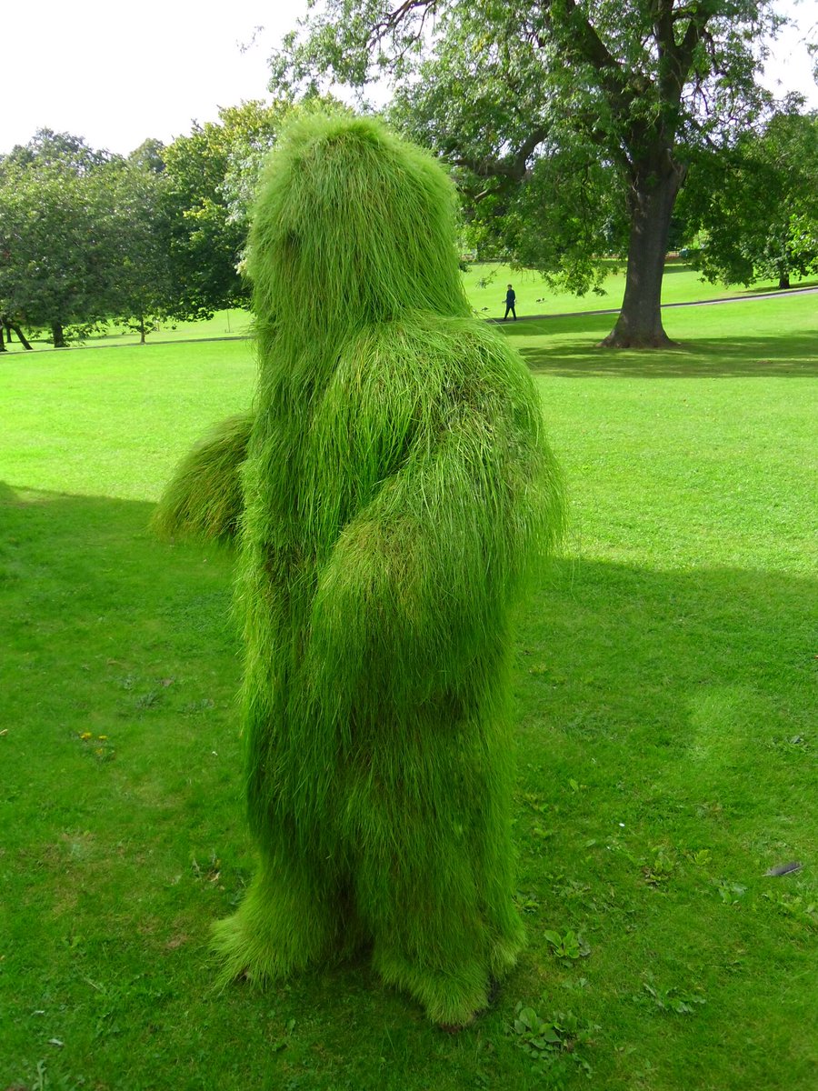 TorbayCulture's tweet image. Find out more about the (extra)ordinary artists, performances, events &amp;amp; activities animating #Torbay's unexpected places &amp;amp; spaces #GreatPlaceScheme #Eyeview 7-16 June eye-view.org.uk @HeritageFundSW @ace_national @HistoricEngland @TorbayTDA @The_Shorely #culturematters