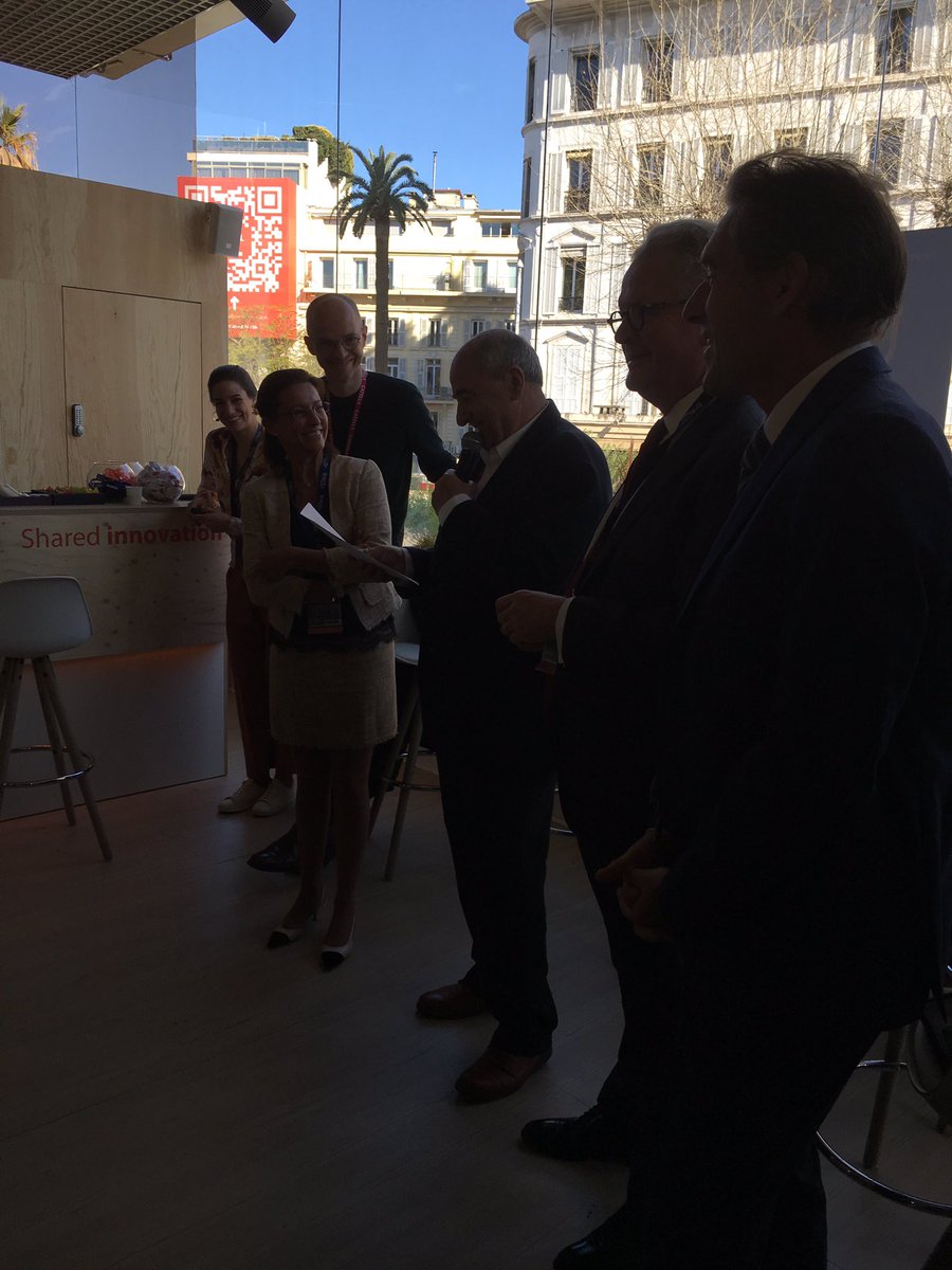 [#mipim2019] 1,3 hectares pour #IlotFertile 🌱 : le lieu le plus vaste de #reinventerparis 1️⃣ et aussi l’un des plus complexe à réinventer de l’appel à projets ! <a href="/jlmissika/">Jean-Louis Missika</a> #Linkcity