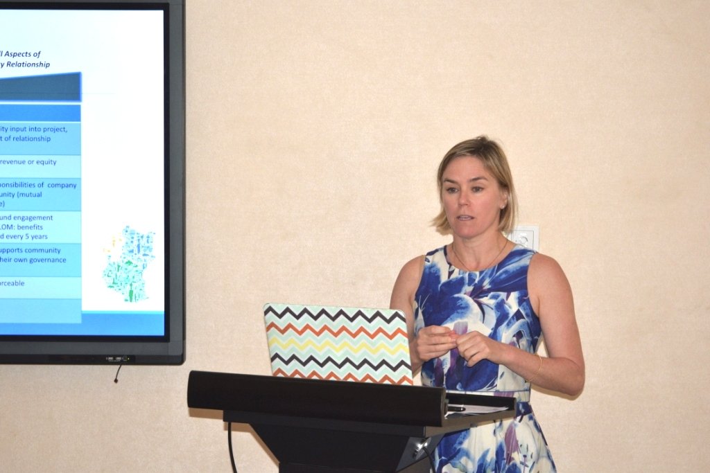 Trainers James Muhindo &amp; Naomi Johnson present the topic: "Corporate Social Responsibility and Community Agreements" Sighting examples from Uganda and Canada. 
#ULSSIRDPolicyTraining