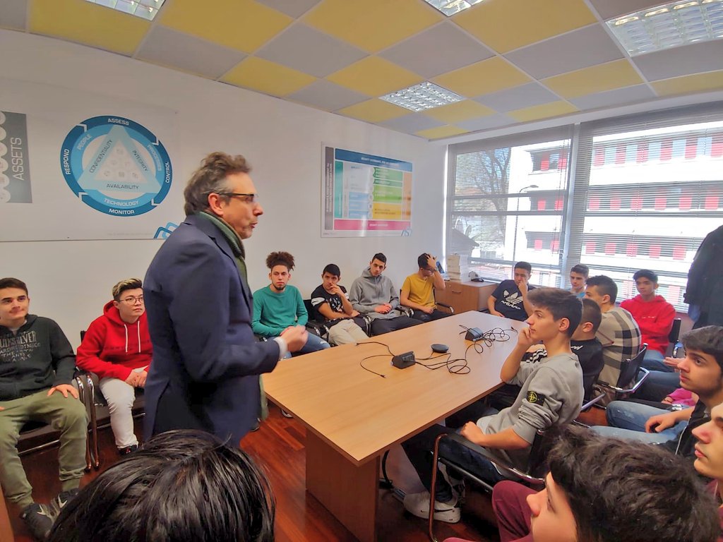 fmdigitale's tweet image. @MI_DigitalWeek Apriamo questa giornata con l&apos;incontro presso sede @omnitechit Gli studenti scoprono opportunità offerte da Industria 4.0 con focus su #cybersecurity #IoT #MilanoDigitalWeek @ComuneMI