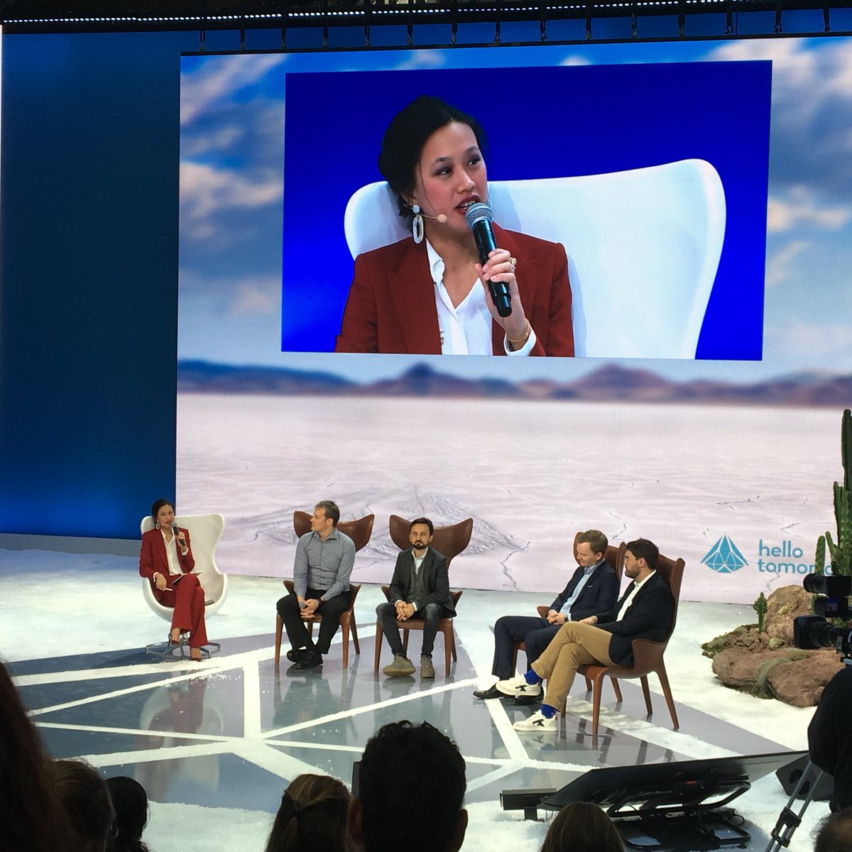 cavretclaire's tweet photo. J’ai l’impression que ça fait des années qu’on dit à l’Europe de changer de « mindset ». C’est long! Que ce soit pour la #deeptech, la #fintech ou l’#IA, ce sont les mêmes recettes Expertise+Mindset+Ecosystem+Investments, mais surtout avancer et essayer #HTSummit https://t.co/1Qyy0lDH1O