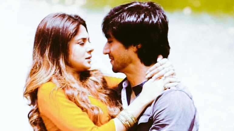 Promise Day 110: Another prayer today that we get good news about  #JenShad making a comeback together soon. I really hope you answer our questions you promised back in November  @aniruddha_r sir.  #Bepannaah