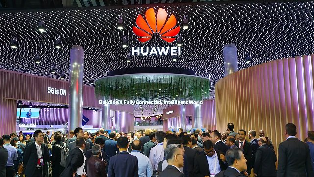 mr_gadget's tweet photo. Here's my post about @Huawei at #MWC19, Barcelona.
They're more than just 5G & sexy smartphones - also leaders in connectivity, intelligence & digital platforms.
#Innovation #DigitalTransformation #onedigitalplatform
https://t.co/4NG4u73jLY https://t.co/NuAqk75yqV