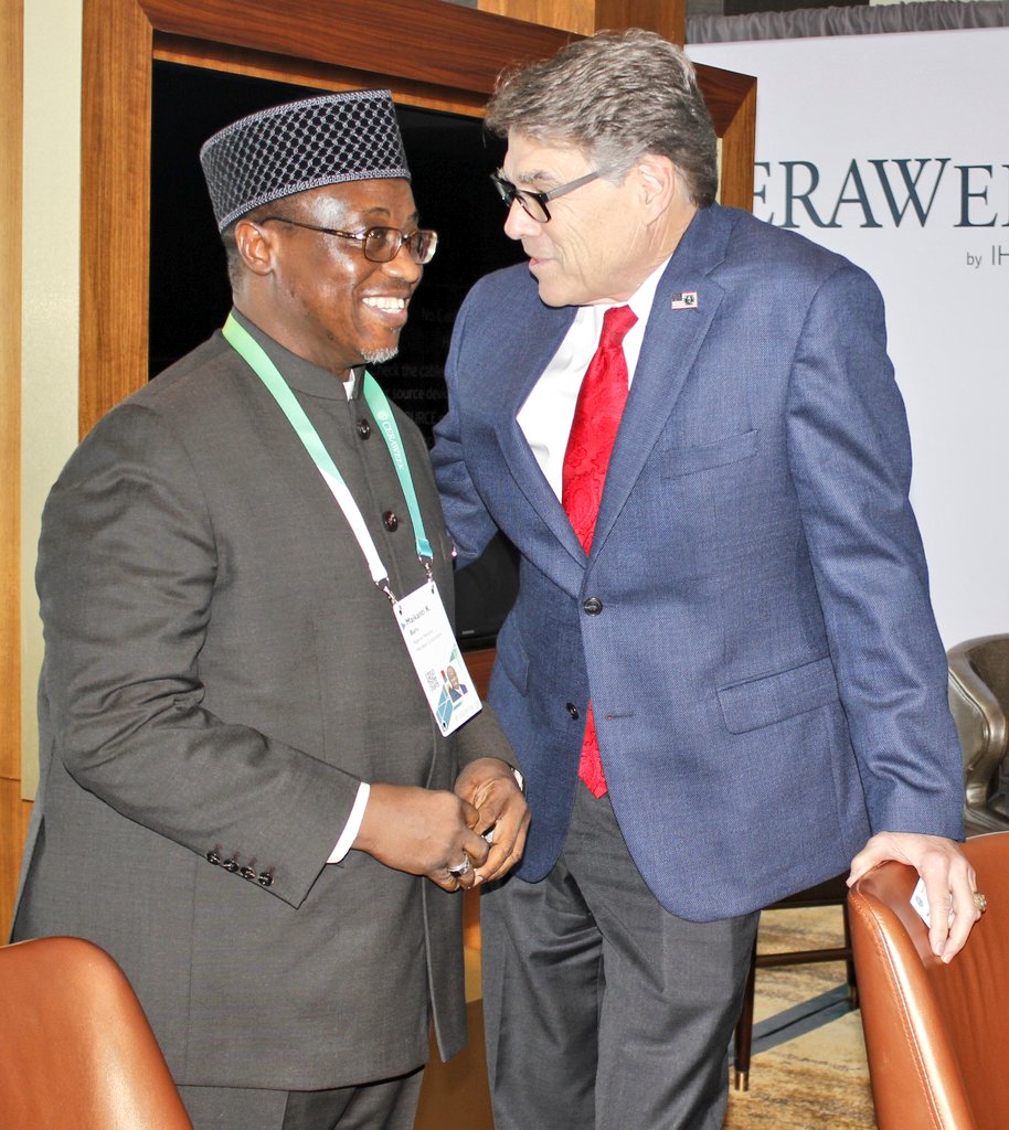 nnpclimited's tweet photo. At the ongoing #CERAWeek19 Conference in #Houston , GMD @NNPCgroup @DrMKBaru, alongside some African oil ministers and CEOs of NOCs met the US Energy Secretary, Rick Perry (@GovernorPerry). Technological innovation & economic integration were on the agenda. https://t.co/DK6NkoHneB