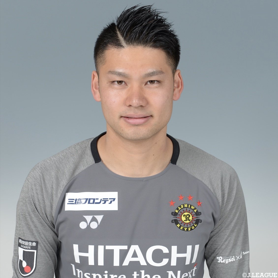 Twitter पर 伊太利亜 中村航輔選手のヘアスタイルは 震災刈り