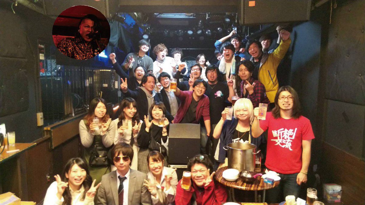 takkedake's tweet photo. 37歳になりました。
4日間たくさんのお祝いありがとうございました！

仲間が集まれる機会、繋がる場所、共有できる瞬間、誕生日はあくまできっかけで、このイベントの中に自分なりのメッセージを込めました。

またいつでも帰ってこれる場所であるように、続けていきます。

来年も元気で会おう！ https://t.co/T0xB71vkQt