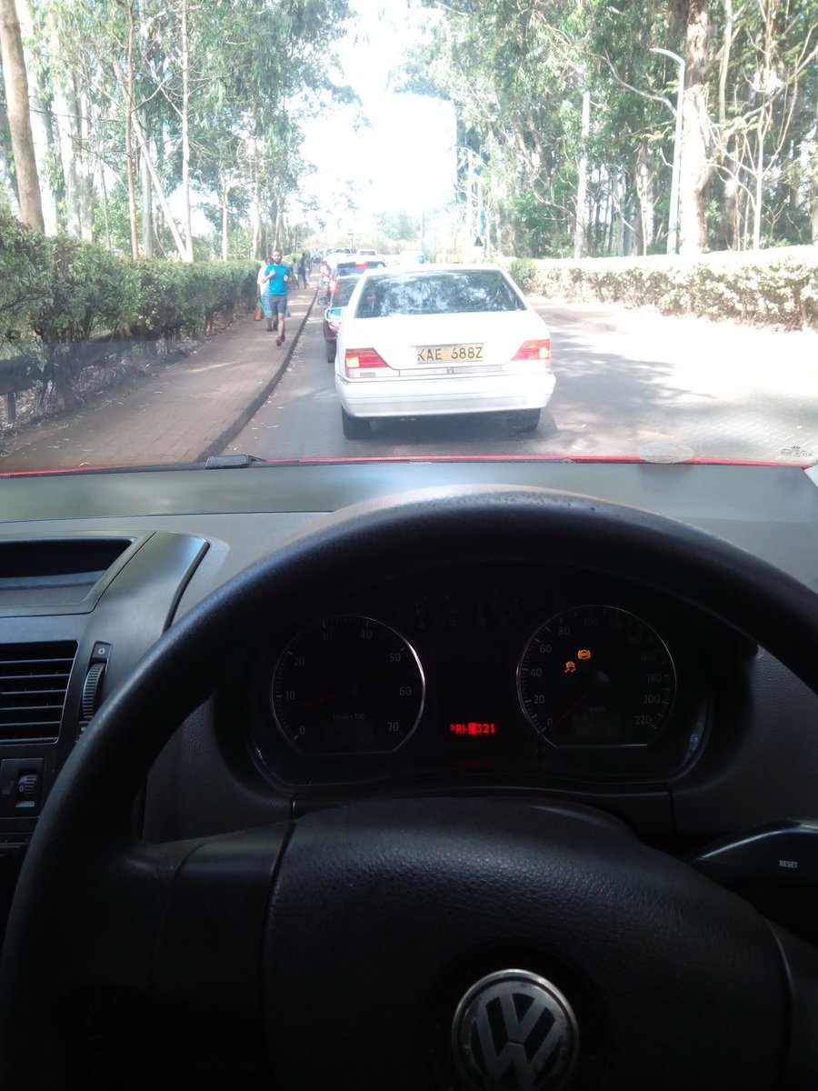 #MainaAndKingangi 
#Traffic 
<a href="/Classic105Kenya/">Classic 105 Kenya</a> 
<a href="/ItsMainaKageni/">Maina Kageni</a> 
 
Good morning MAINA nakwambia traffic leo ni leo yani to join limuru road from runda ni shida tupu Aki yao hahaha via MUTEMBEI1D