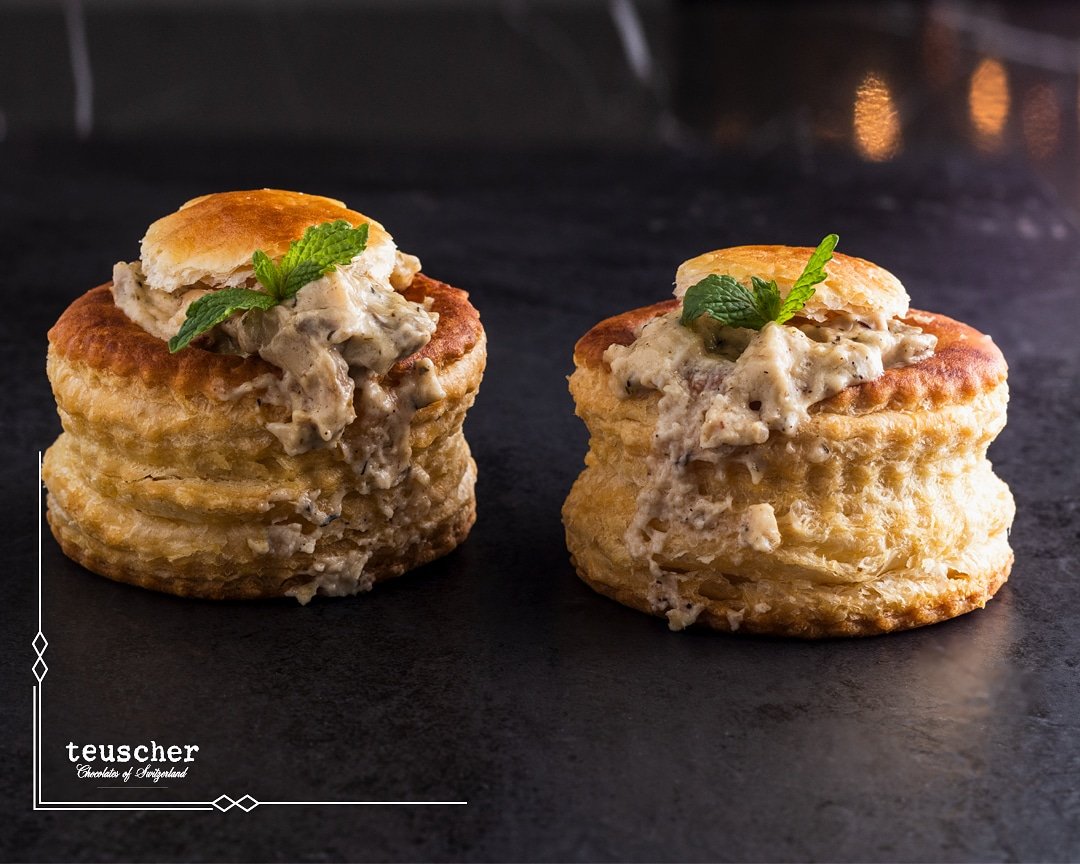 TeuscherAUH's tweet photo. If you're looking for somewhere to have your brunch, try our Vol Au Vent. The crusty texture outside is complemented by its soft, rich mushroom sauce freshly cooked at #teuscherAUH https://t.co/ogKlk09r3S