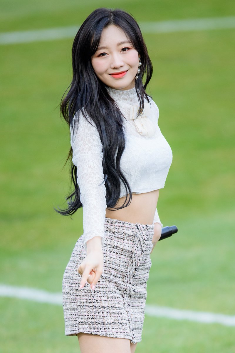 gallrof-Lovelyz tweet media