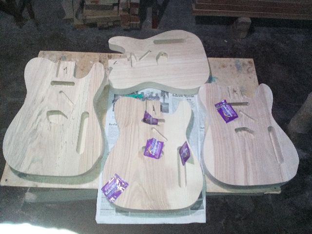 Didik716422's tweet photo. #gitarcustom #custom #fender #fenderstratocaster #fendertelecaster #ibanez #prsguitars #guitar #gitar #guitarcover #guitars #musisi #musisiindonesia #gitaris #privatmusik #lesgitar #privatgitar #jazz #blues #funk #gitarcustomindonesia #gitarcustom #biolaindonesia #promosi https://t.co/gQbfMyAG9j