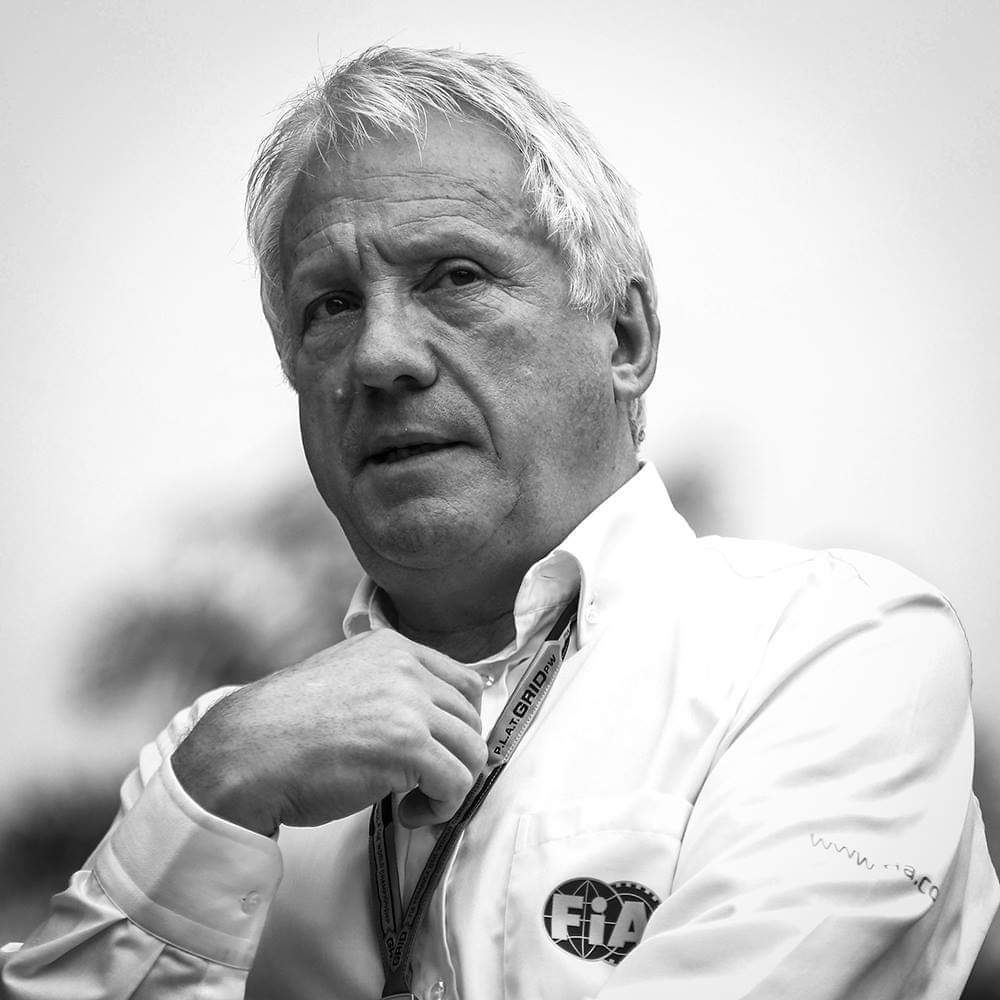 forza_arjan's tweet photo. RIP Charlie Whiting #charliewhiting #f1 #melbournegp https://t.co/FYp7FjOWM9