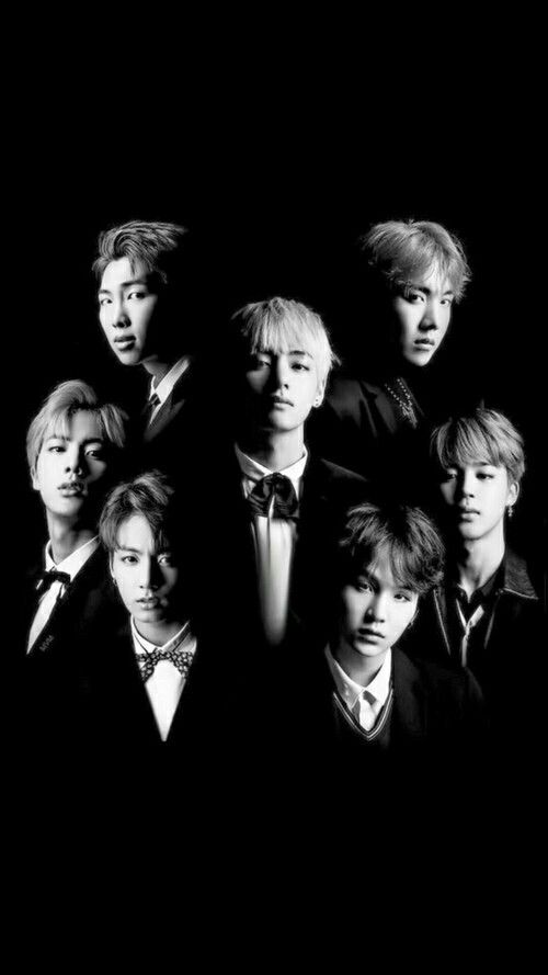 typingkook's tweet photo. → BTS horror au.
↳ werewolf game 🐺 

- in where a werewolf game 🐺 takes lives and they need to complete the game to save each other.

#btsau #btshorrorau https://t.co/1tR3xSm6BU