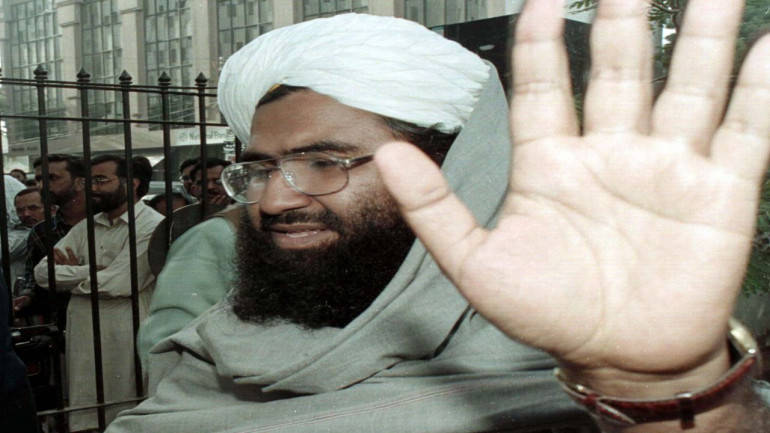 DesignsVK's tweet image. Once Again,China put a last-minute "hold" on a proposal moved by the US, UK and France to designate #MasoodAzhar as a "#globalterrorist" at the UN Security Council.
#ChinaBacksTerror  #ChinaSupportsTerrorism