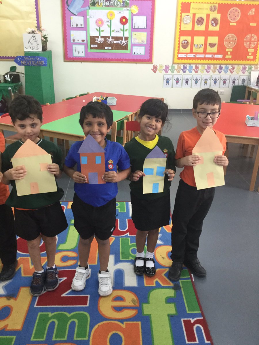 RGSGQ_Yearone's tweet photo. Trying to decide if we live on odd or even street this morning during maths🤔💡 #number #ordering #oddandevennumbers 🏡1️⃣🏡2️⃣ https://t.co/fvRetEYLfC
