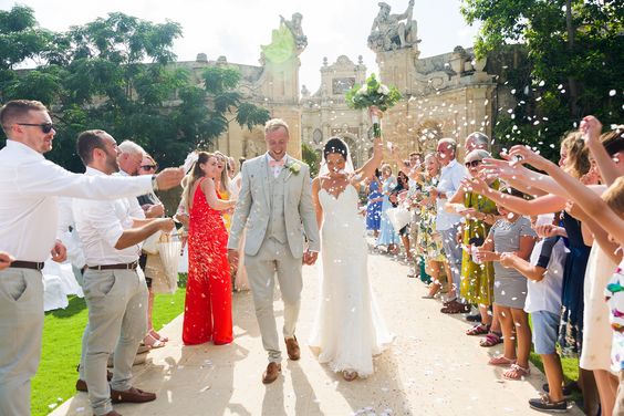 IdoknotMalta's tweet photo. #ThrowbackThursday - Throwback to a lovely wedding at Villa Bologna, Attard, Malta. Wedding Planning by I DO KNOT Malta 😍❤️💍

#wedding #weddingday #love #weddingplanning #weddingplanner #marriage #malta #pictureperfect #uniquelocation #weddinginspiration #gettingmarried https://t.co/a0hfXALg93