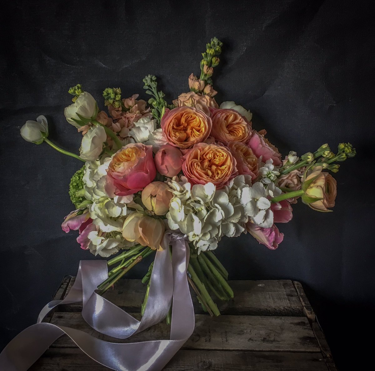 MrFlorista's tweet photo. As well as creating bloomin gorgeous bunches for delivery each week, Mr Florista also works his wizardry on a limited number of weddings per year 🎩🌿💫✨
Soon to be featured in @bridesmagazine🥂

#mrfloristaweddings #bridesmagazine #weddingswithbrides https://t.co/PJBqkQJzlX