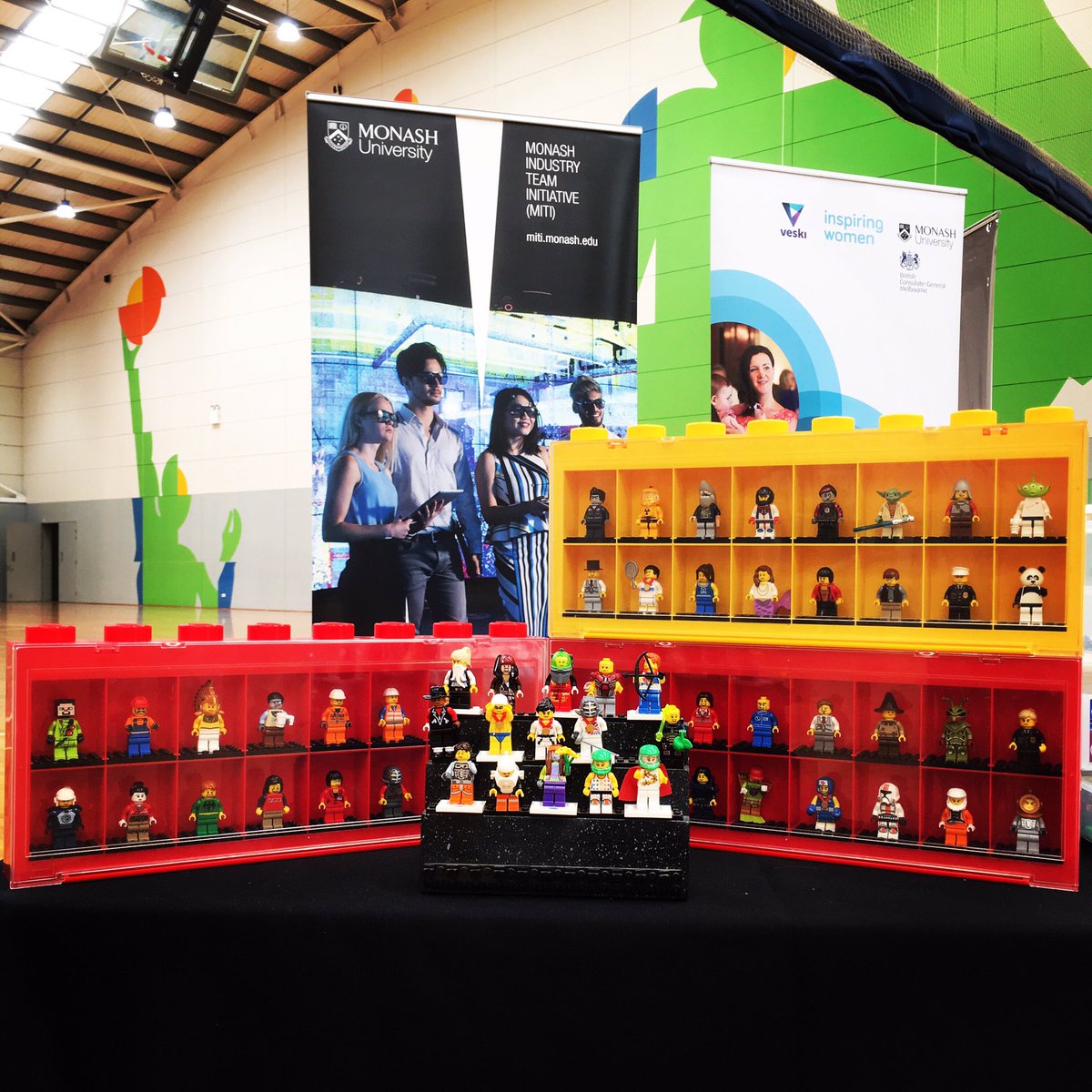 thequantumleap_'s tweet photo. #TQL Labs are bringing #together #diverse groups of people to #collaborate and drive #transformation to enable our future. Follow us, share your project, areas of interest and the support you are seeking @thequantumleap_
#jointhecommunity #idea #collaborate #LEGO #tqloptin #STEM https://t.co/gG9AT4ENsV