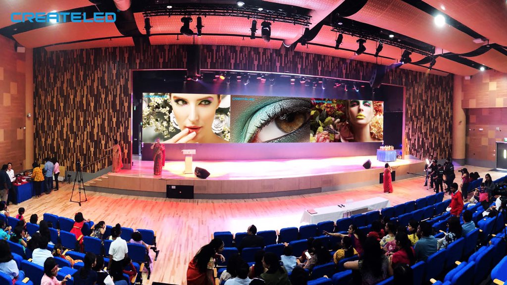 CreateLED's tweet image. A curved @CreateLED AirMAG-S3 16.5 x 3m LED wall – according to GIIS the largest in a South East Asian school – has been installed for presentation display or performance backdrop.

#controlroom #liveevents #eventproduction #smartcompus #integration #SmartCollege