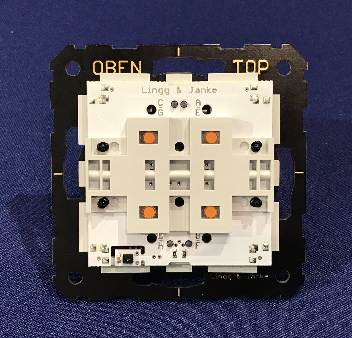 Klaus_Ott's tweet image. #KNX #Smart #Home #Metering #Badenova #Thüga #thuega #homeandsmart #HomeAutomation #smarthome #Basiszähler #mMe #eHz #3Hz #Lingg &amp;amp; #Janke #Gateway #Tastsensor #ISH #EMH 87221 2419.11

zfk.de/digitalisierun…