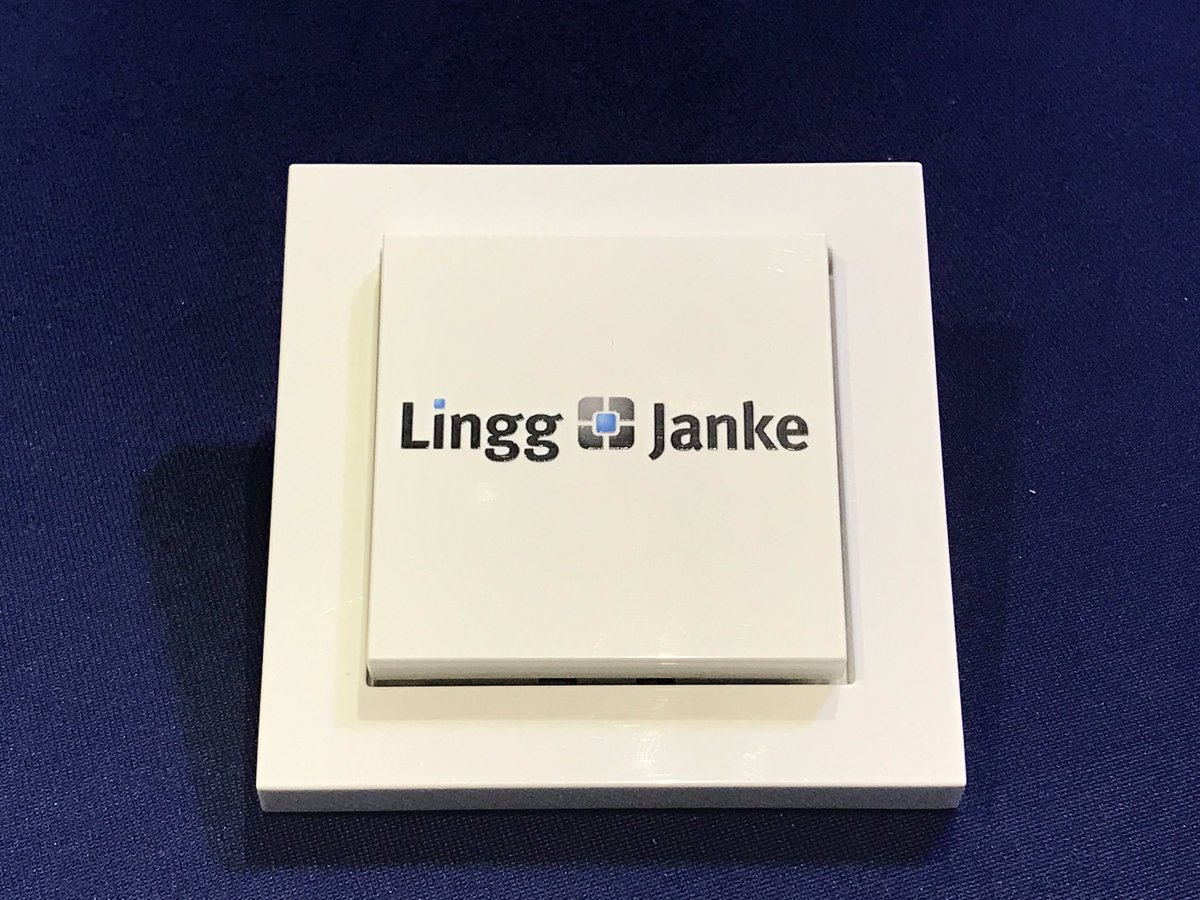 Klaus_Ott's tweet image. #KNX #Smart #Home #Metering #Badenova #Thüga #thuega #homeandsmart #HomeAutomation #smarthome #Basiszähler #mMe #eHz #3Hz #Lingg &amp;amp; #Janke #Gateway #Tastsensor #ISH #EMH 87221 2419.11

zfk.de/digitalisierun…