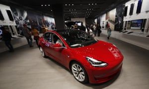 Ctrlio's tweet photo. Tesla cuts car prices, shuts stores and shifts to online-only sales https://t.co/dxS9ZVuTTp #Tesla #OnlineSales  @guardiantech https://t.co/y8icbpFJm5