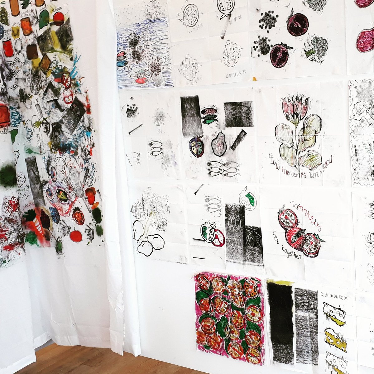 Napkins made at <a href="/TheDragonCafe/">The Dragon Café</a> and tablecloth no 1. 
<a href="/Tate/">Tate</a> <a href="/plymouthart/">Andrea</a> #tateexchange #tatemodern #propositionforchange #mentalhealthfightclub