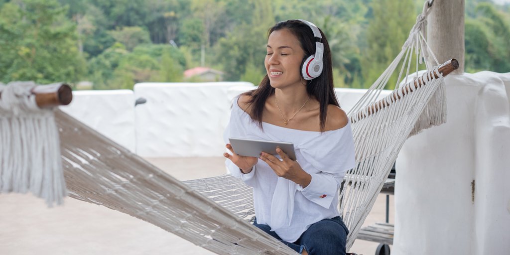 _FullReader's tweet image. Стресс - серьезная проблема, но мы можем с ней бороться. Один из лучших способов - переключить ум на что-то приятное. Как насчет чтения? Как вы думаете, хорошая история помогает избавиться от ежедневного стресса? 
#stressrelief #relax #books #Apps #googleplaystore #readerslife