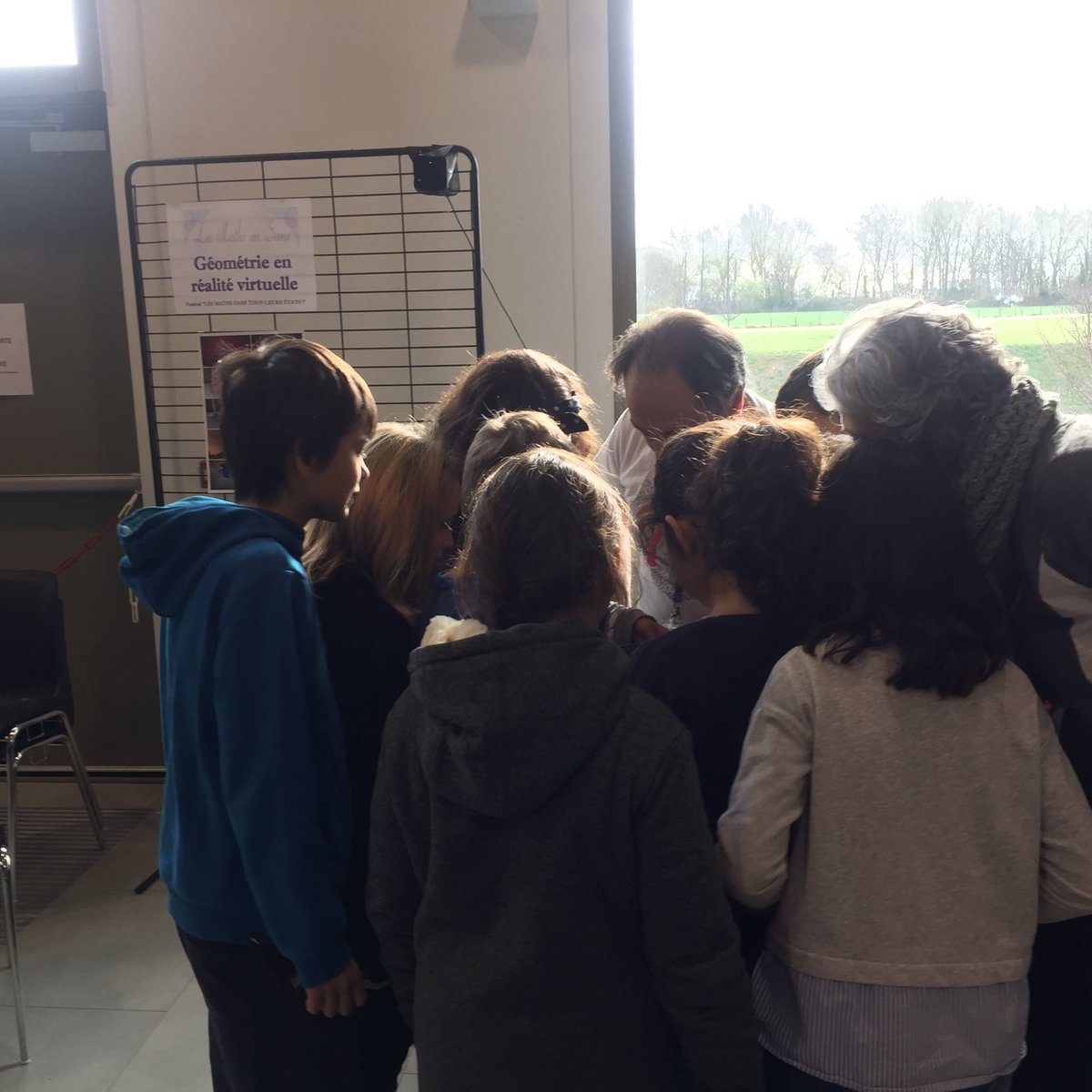 fermat_science's tweet photo. #SemainedesMaths2019 @LesMathsEnScene Festival International #MathsOccitanie atelier @neotrie sur #MathVR https://t.co/7GikEkbwvj